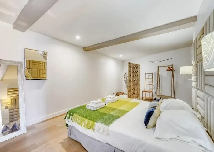 Montmartre Stylish And Bright 3bd With Terrace *