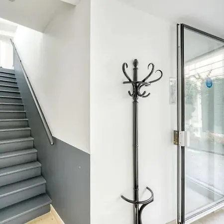 Montmartre Stylish And Bright 3bd With Terrace